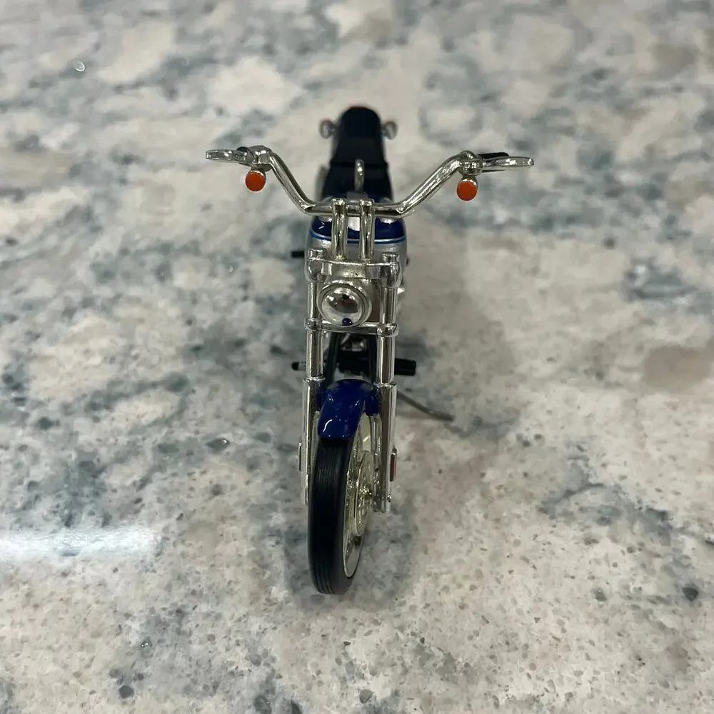 Hallmark Keepsake 2000 Harley-Davidson Softail Deuce Christmas Ornament